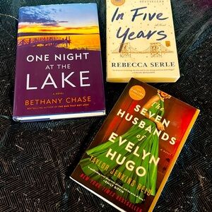 #taylorjenkinsreid #bethanychase #rebeccaserle